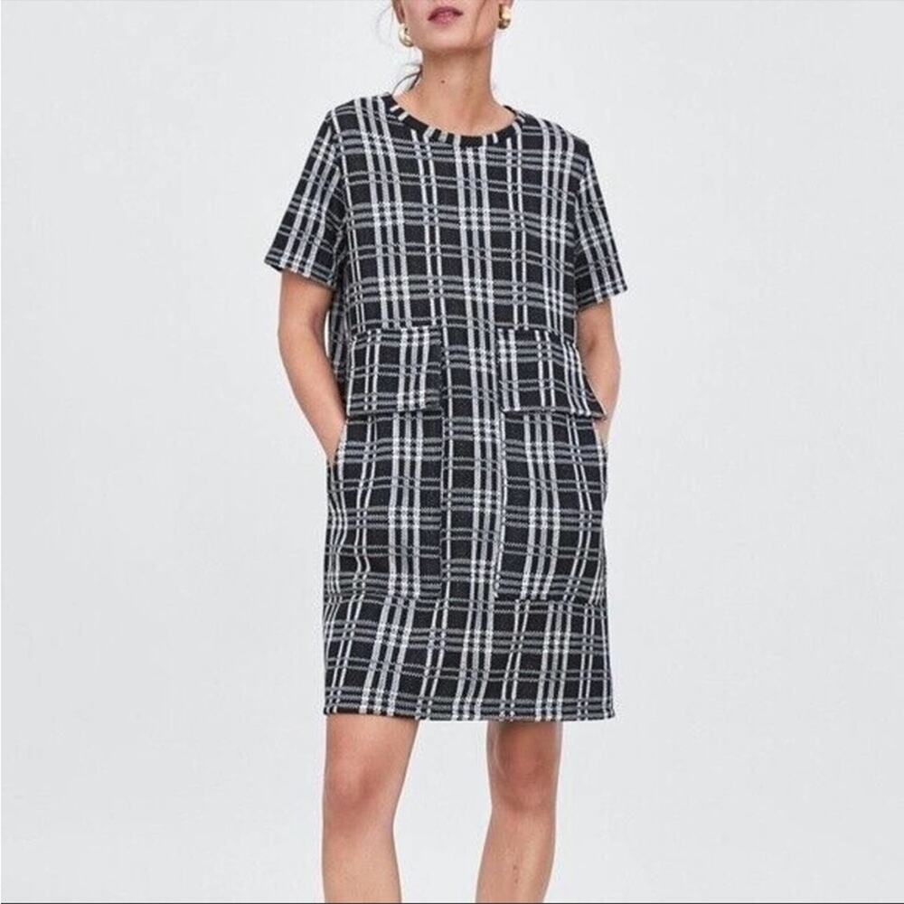Zara Trafaluc Size M Jacquard Check Shift Mini Dress Black White Short Sleeve